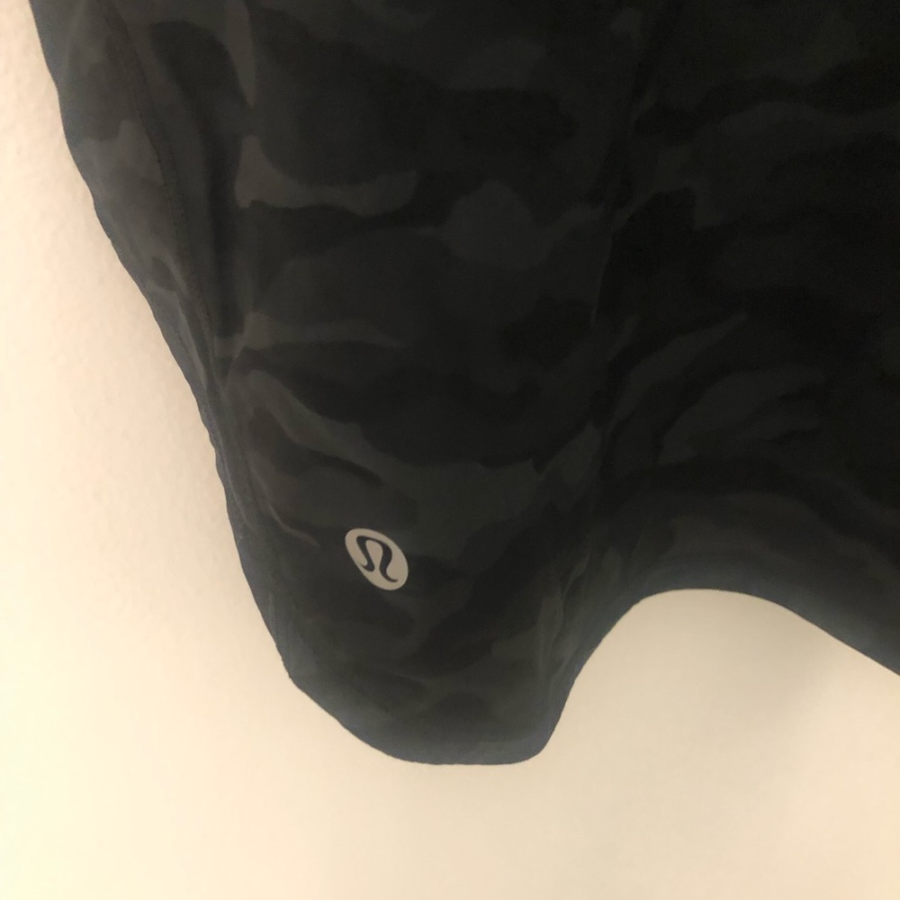 EUC. Lulu Lemon tank